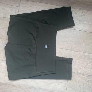Lululemon olive cropped 23” leggings (luxtreme)